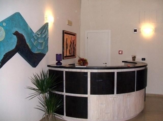 Central Hotel Bari Eksteriør billede